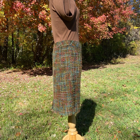 Colorful Woven Skirt 🍁 - Picture 6 of 7